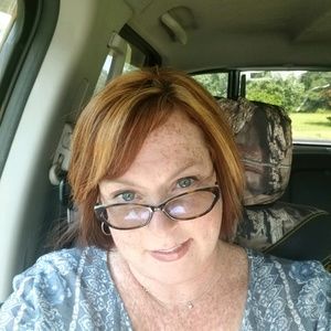 Meet your Posher, Robyn